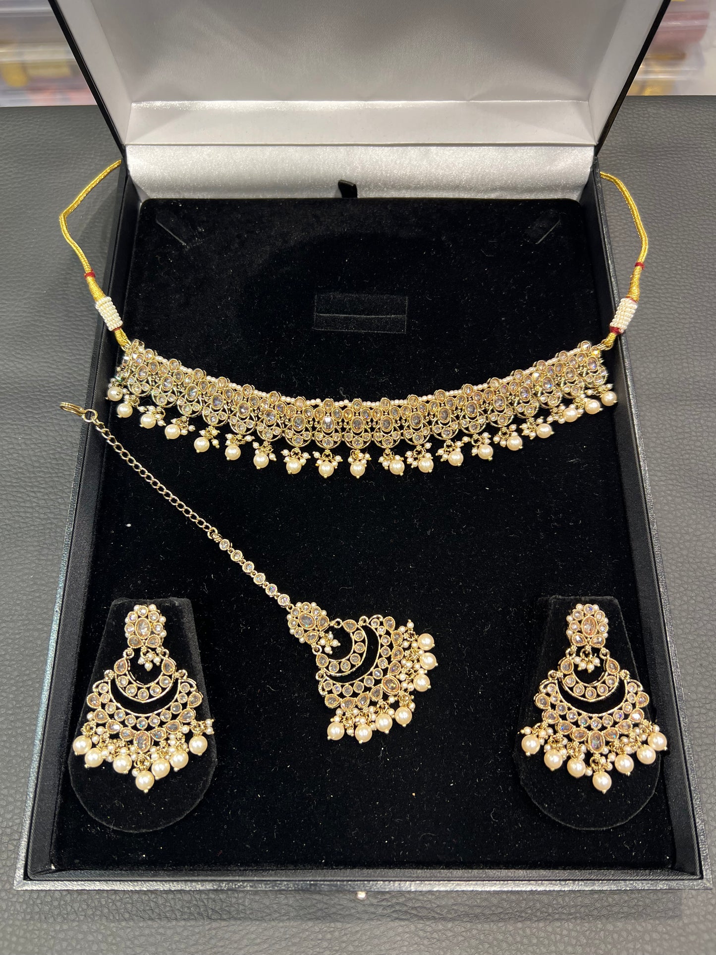 JASLEEN - Gold/Pearl