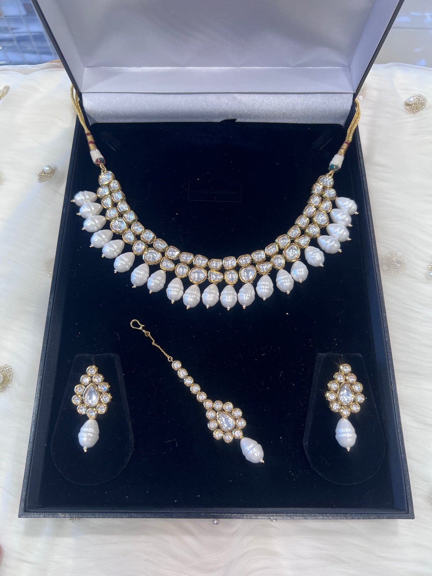 TANIA - Pearl