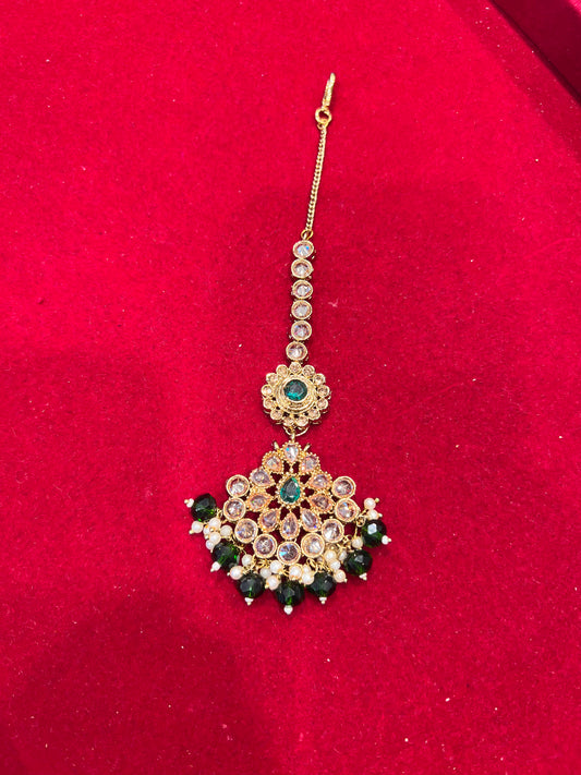 Champagne/Green Tikka