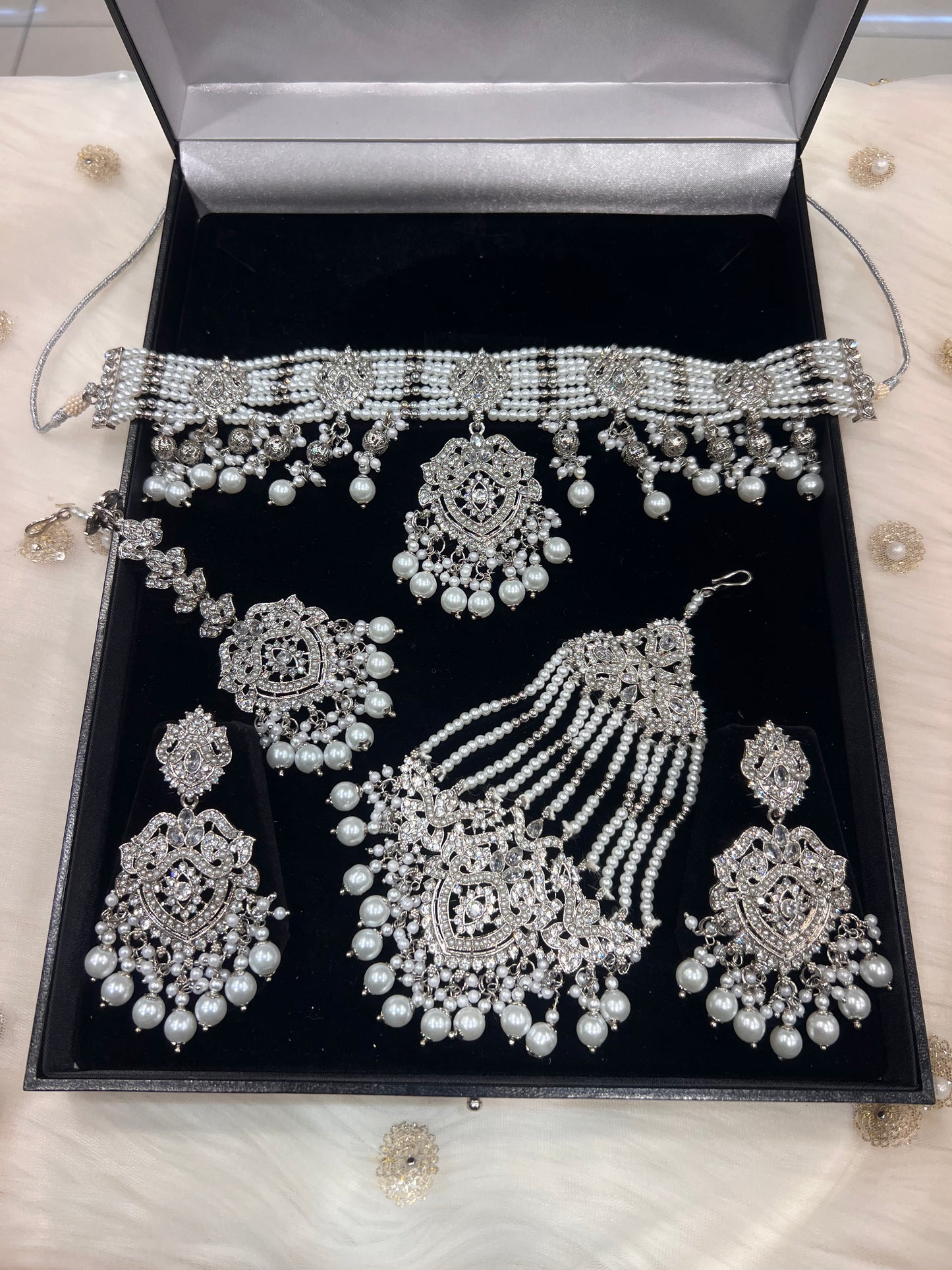 INAYA - Silver/Pearl