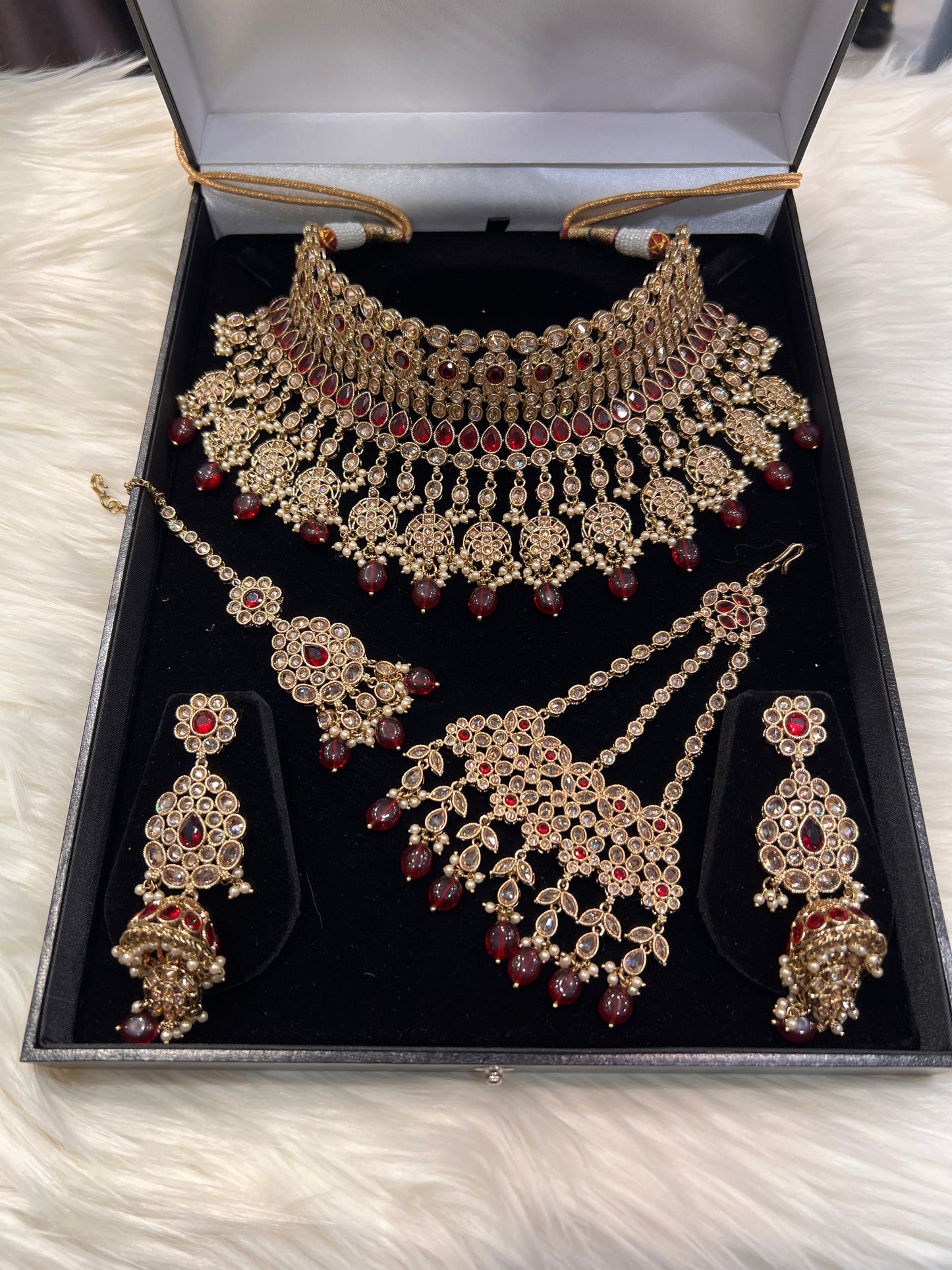 ANANYA - Maroon