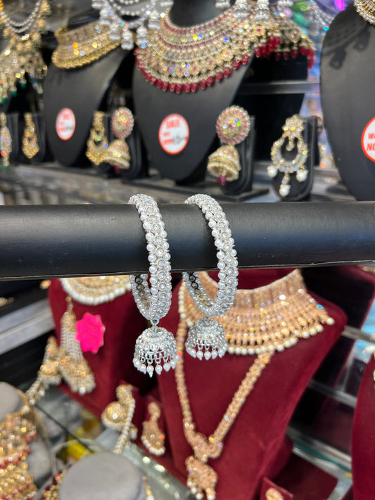 Jhumka Pearl Bangles- Silver/Pearl