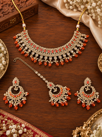 Sabat Necklace Set
