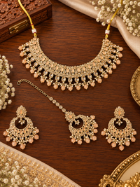 Sabat Necklace Set