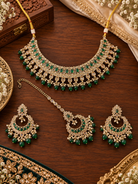 Sabat Necklace Set