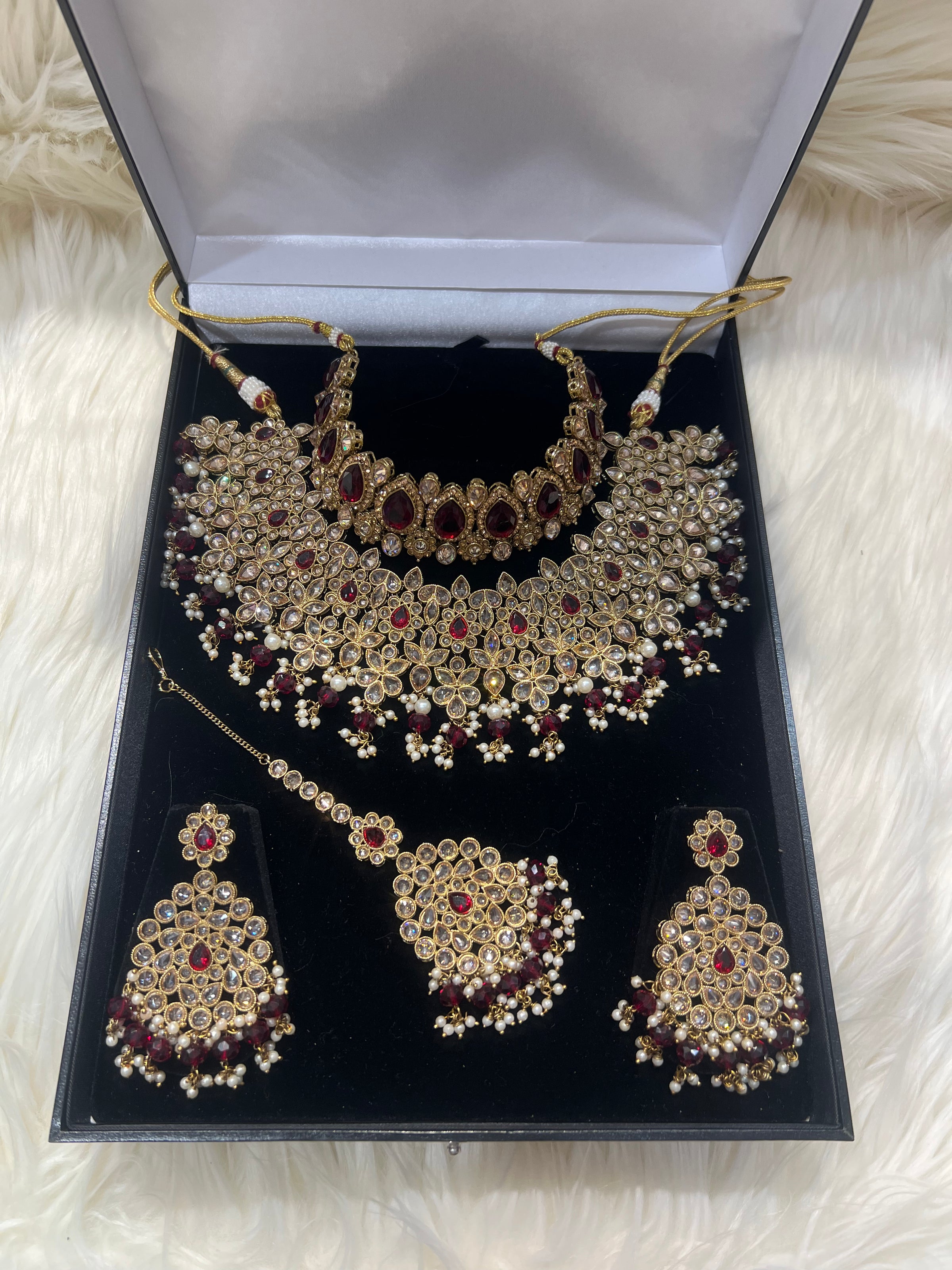 ZAINA - Gold/Maroon
