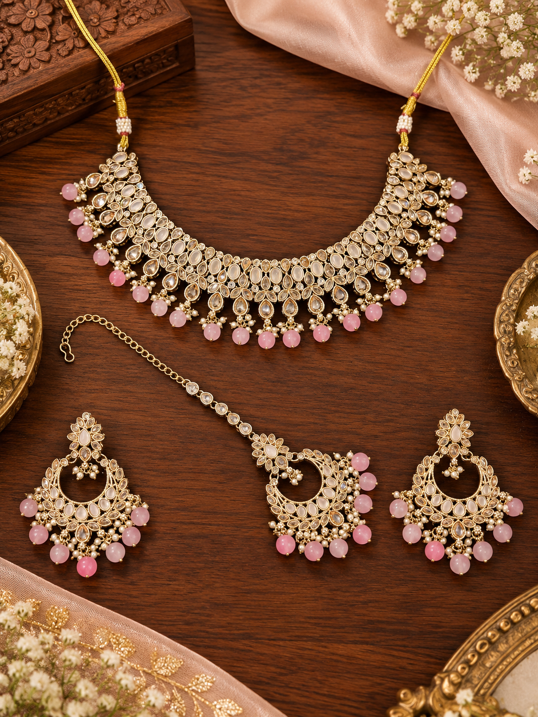 Sabat Necklace Set