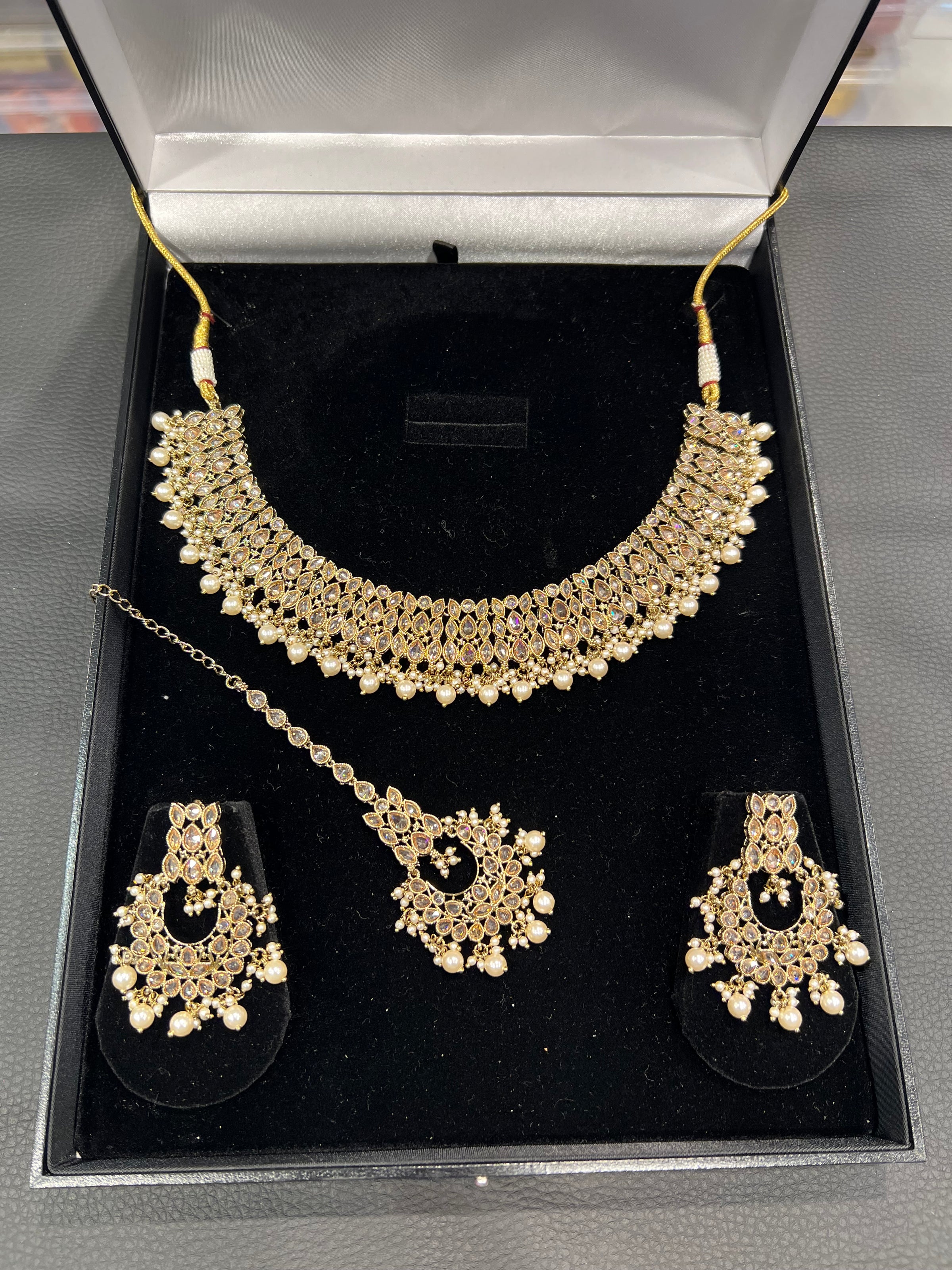 VINITA - Gold/Pearl