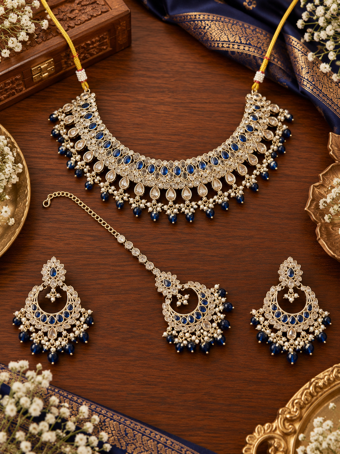 Sabat Necklace Set