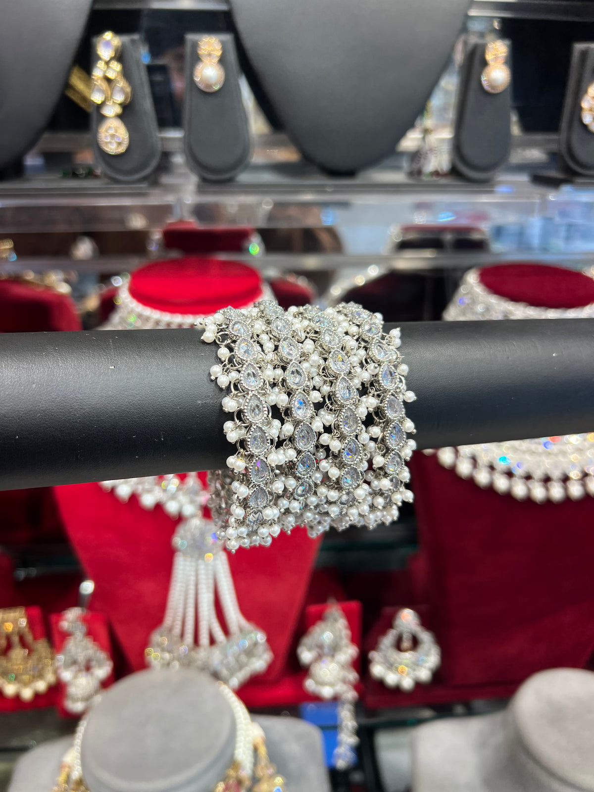 MEHAK Replica Cluster Bangles- Silver/Pearl