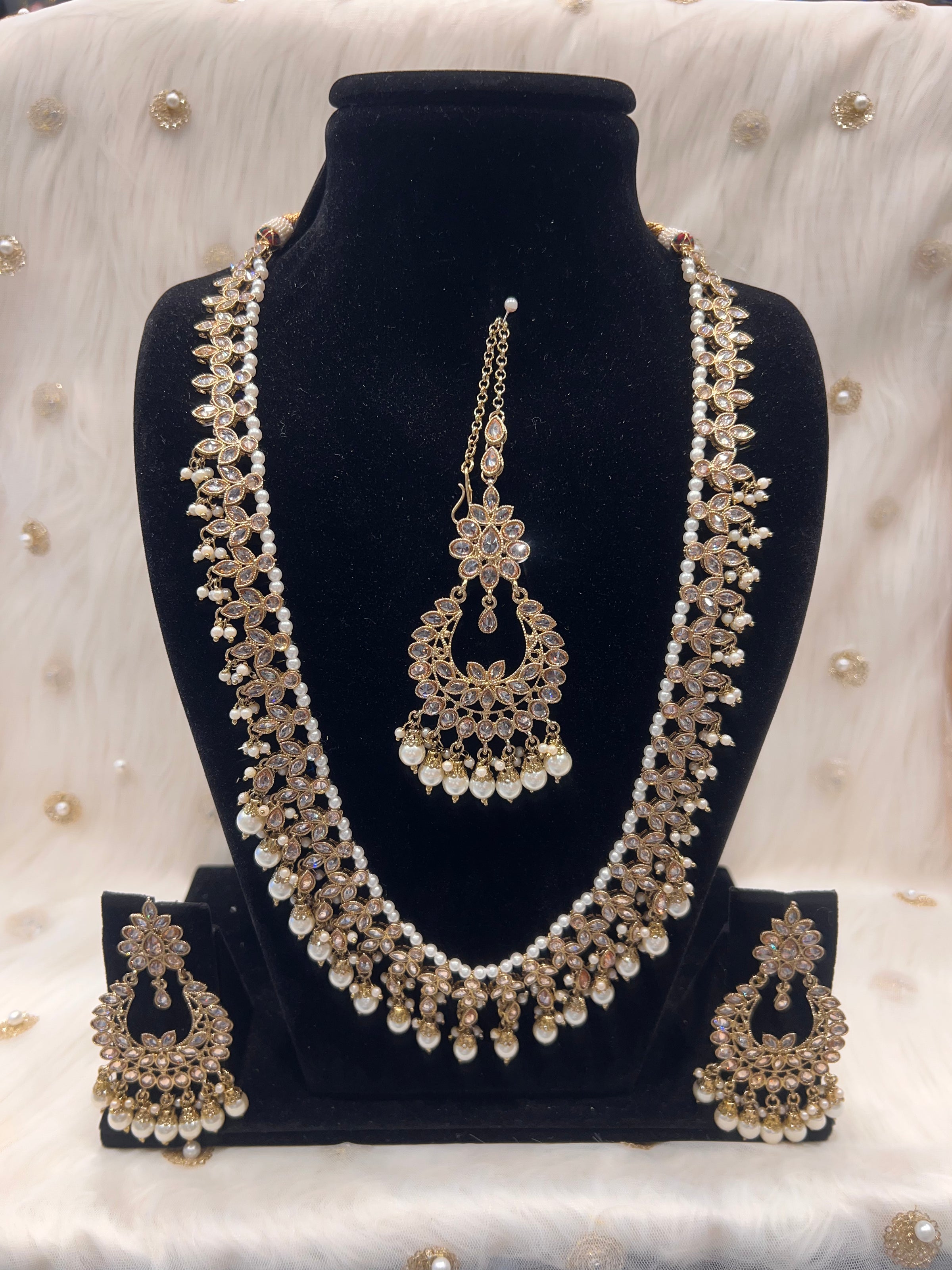 GAURI - Gold/Pearl