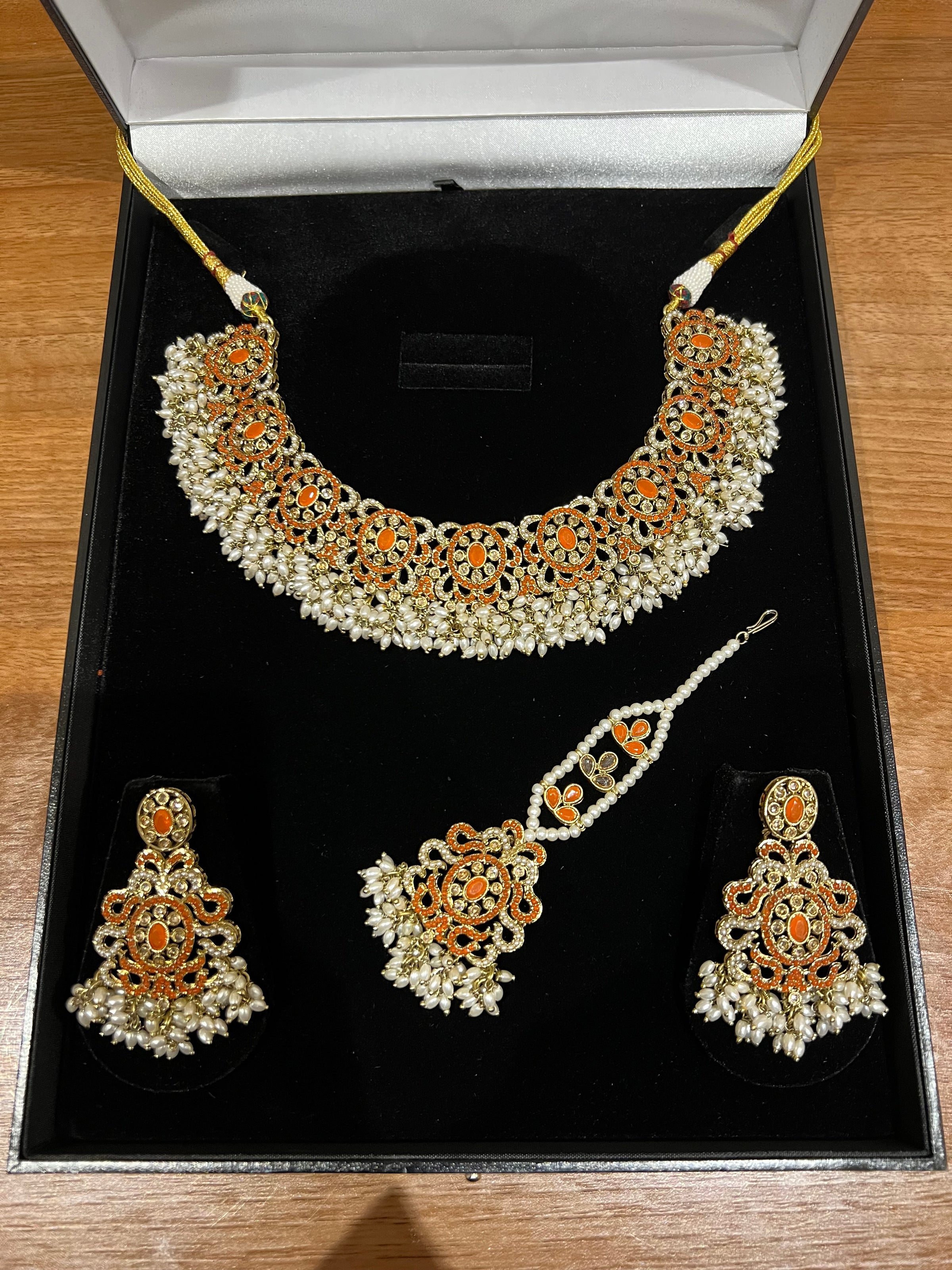 FARIYA - Orange
