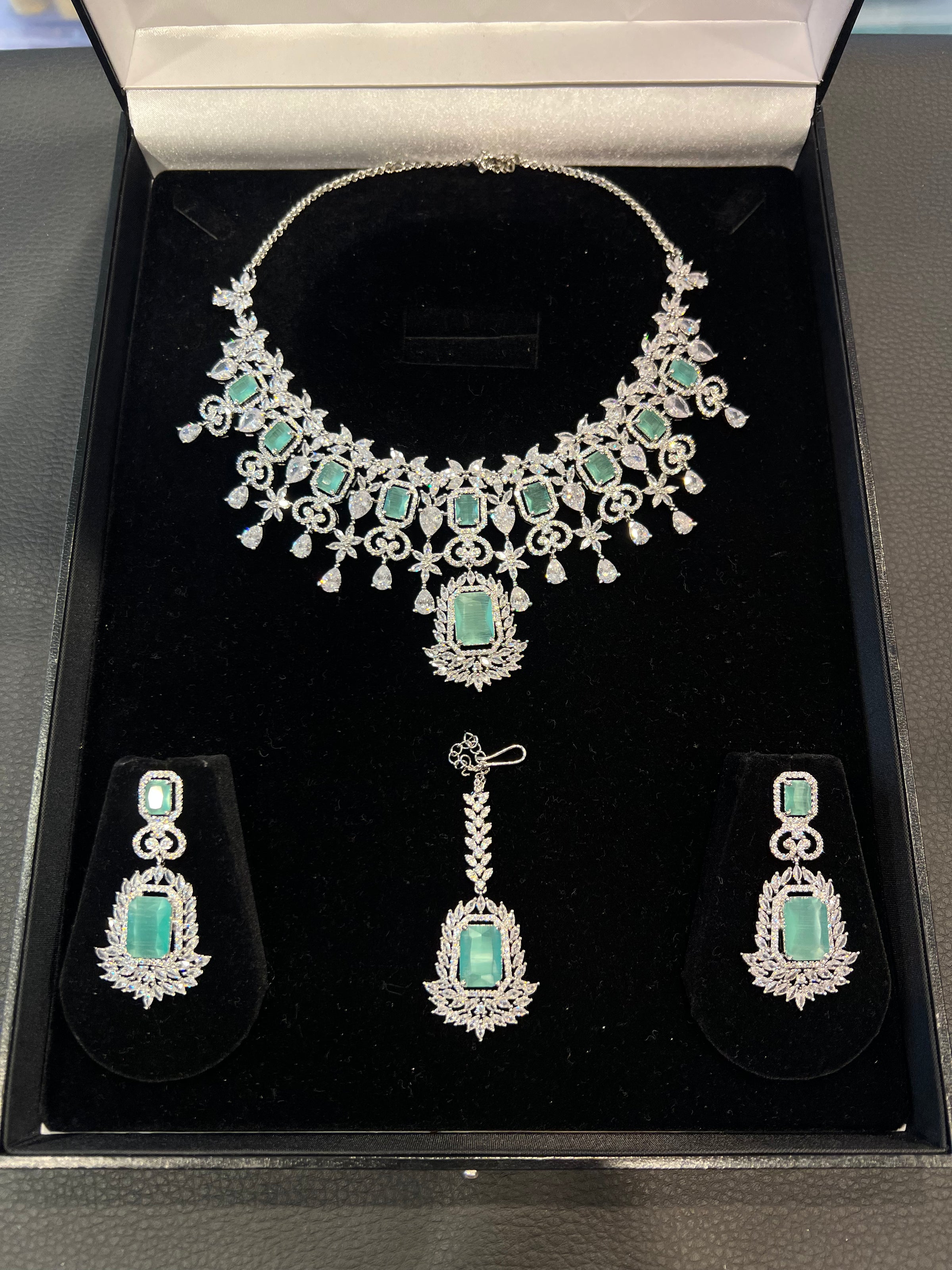 American Diamond Necklace Set - Silver/Mint