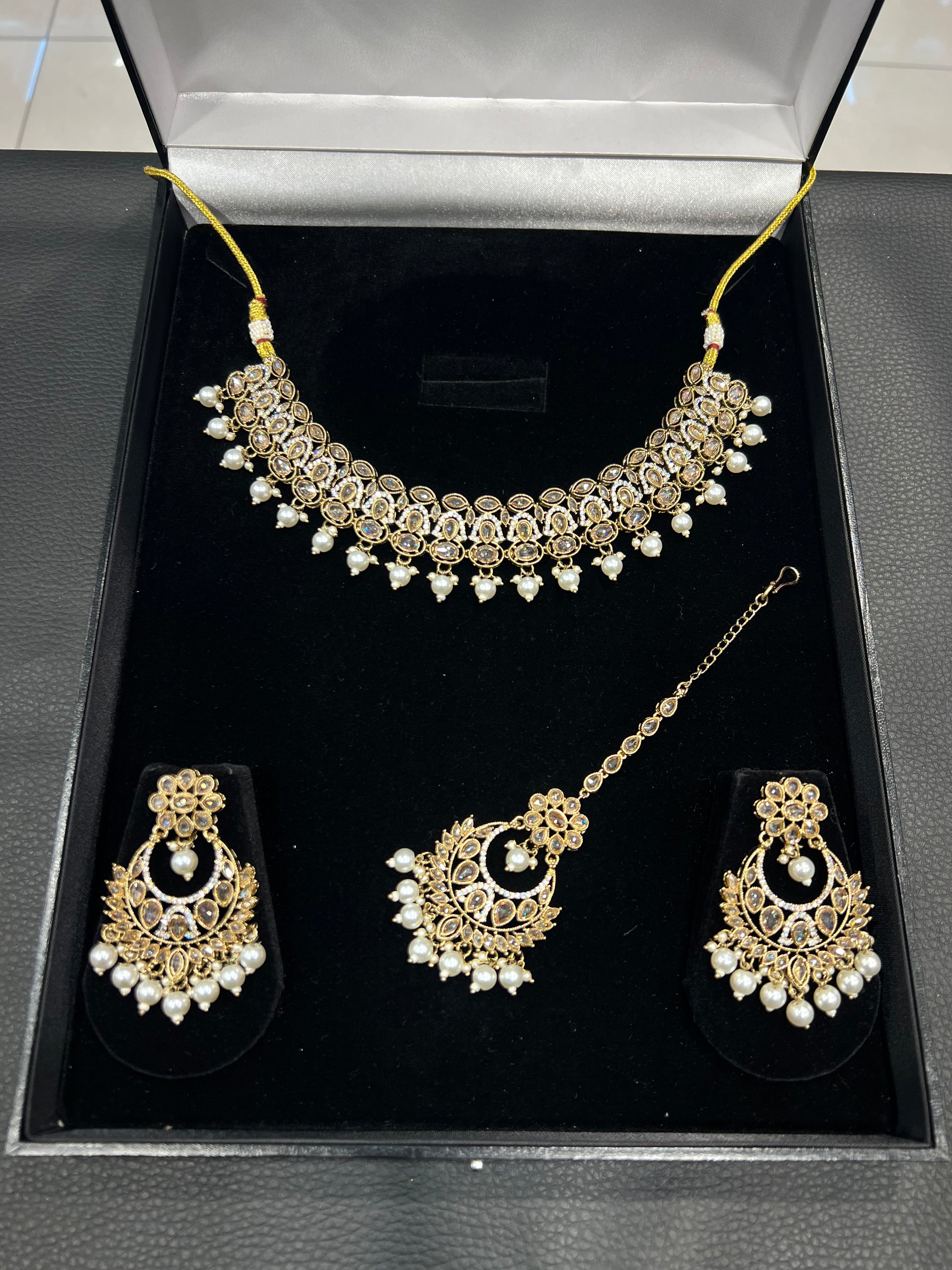 ATIQA - Gold/Pearl