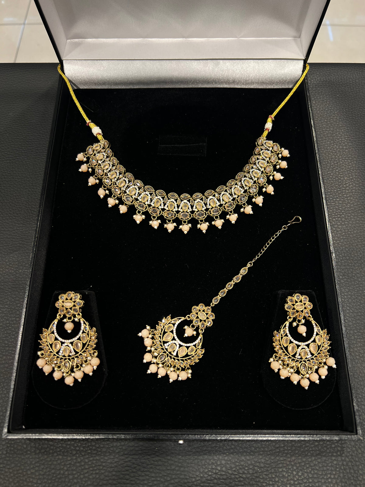 ATIQA - Gold/Peach