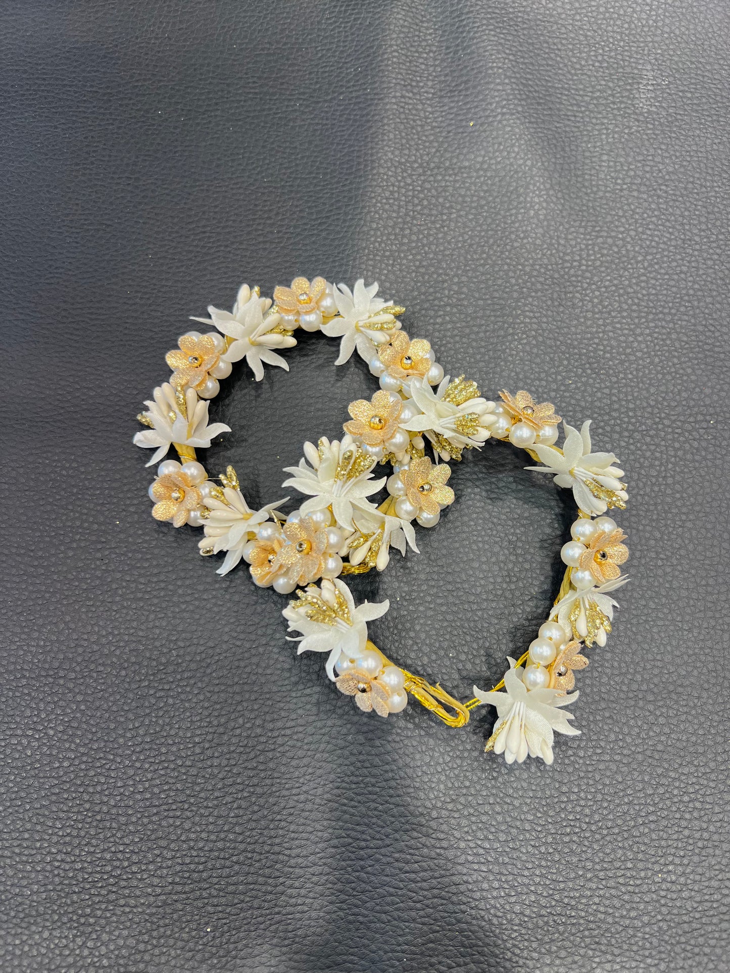 Floral Hair Accessory - Gold & Ivory