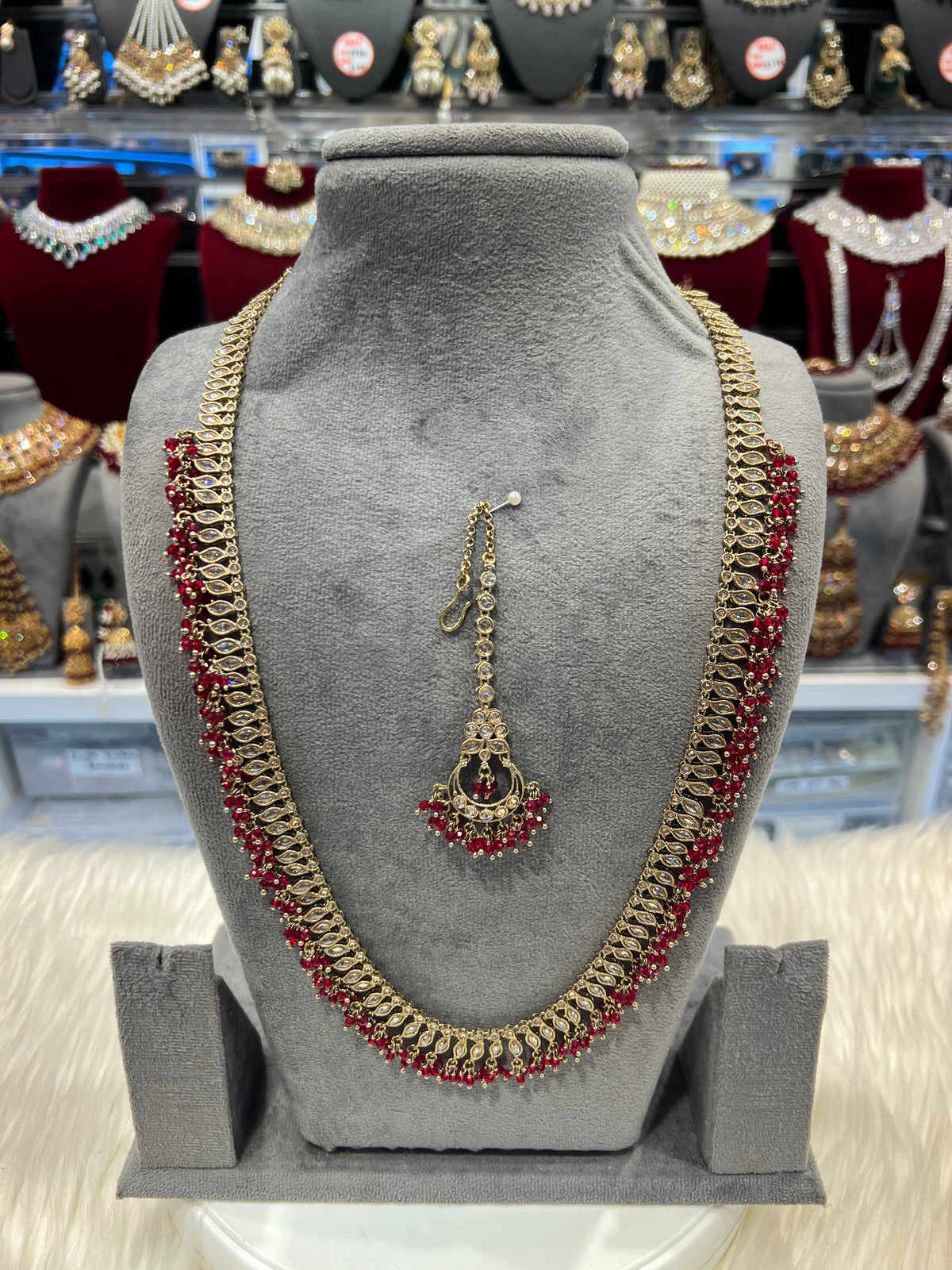 NAVNEET - Maroon