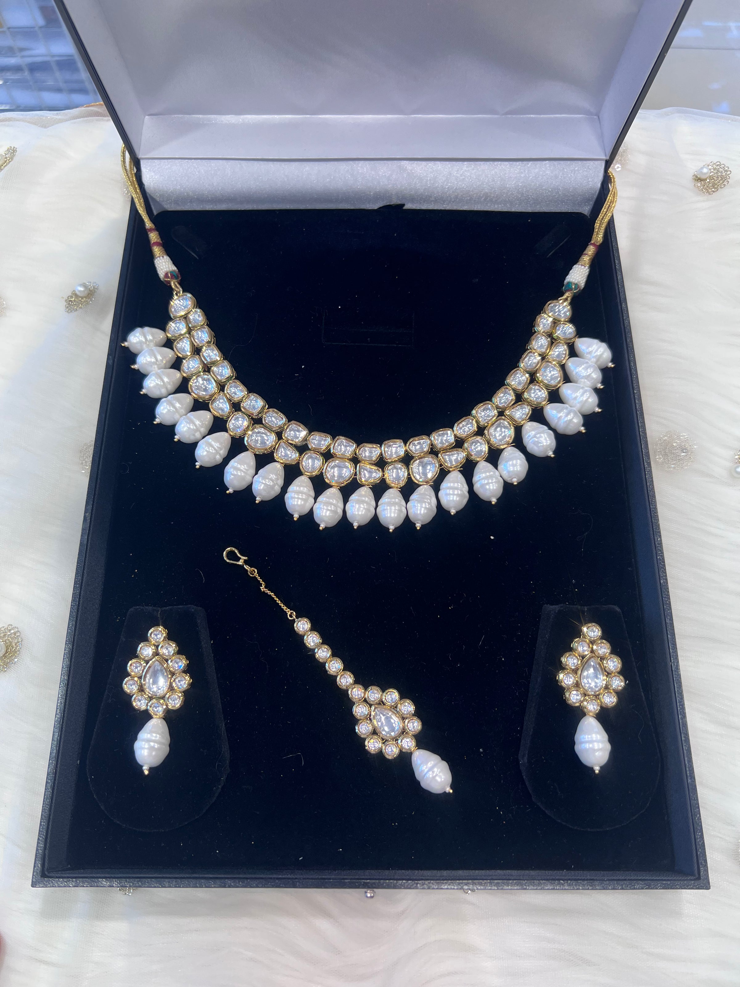 TANIA - Pearl