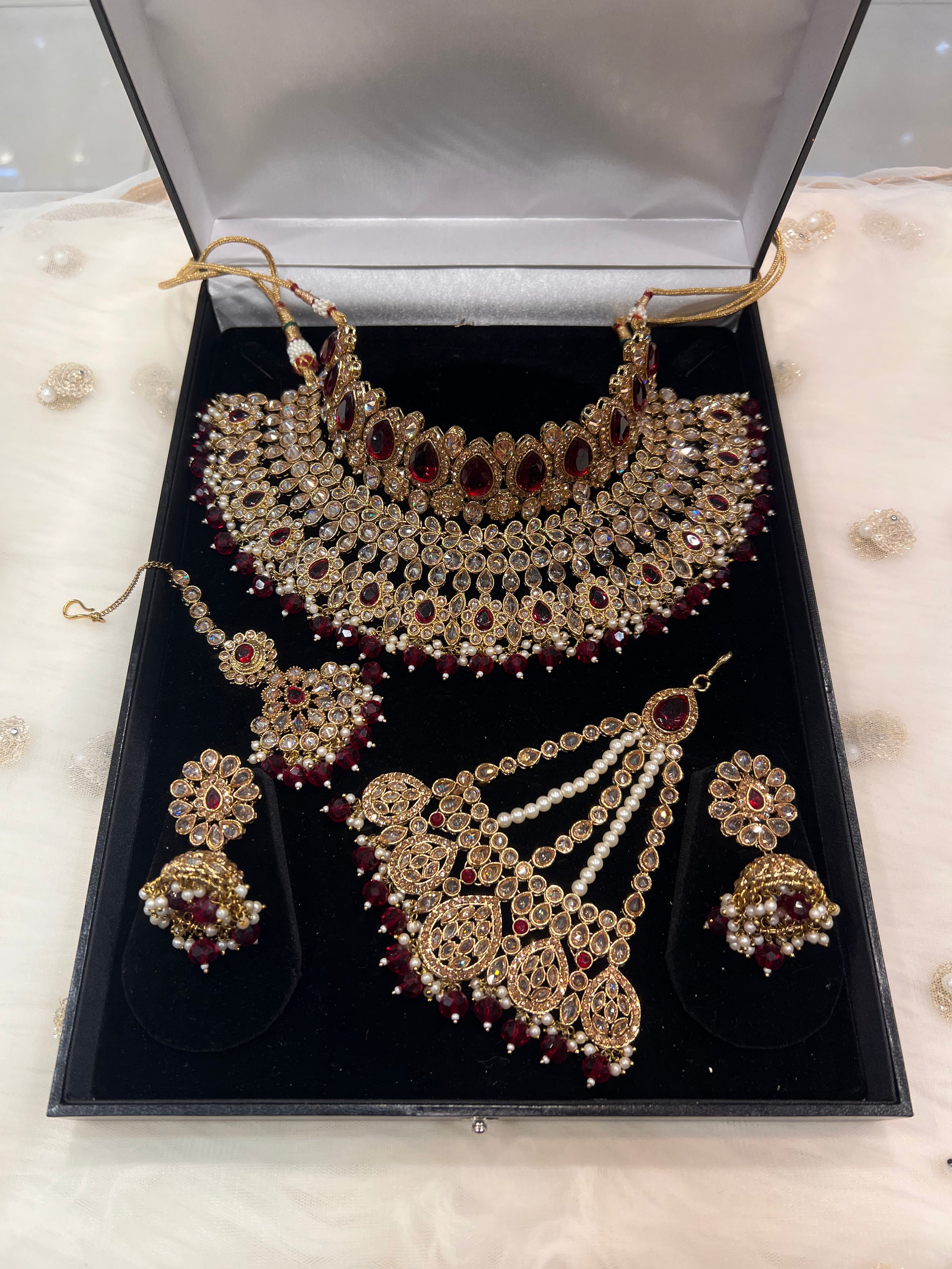 PALLAVI - Gold/Maroon