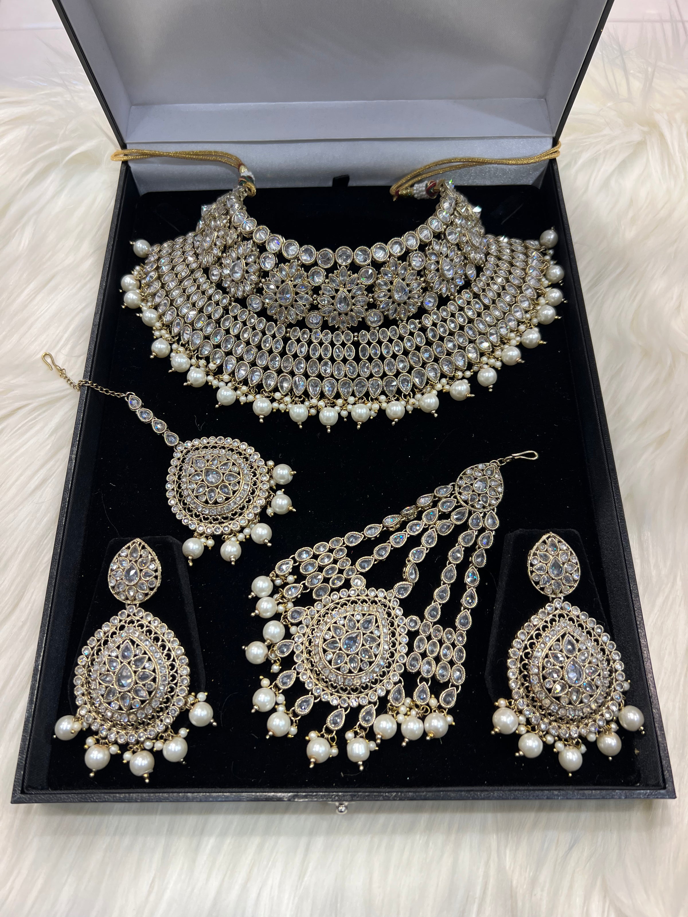 MALIHA - Gold/White Pearl