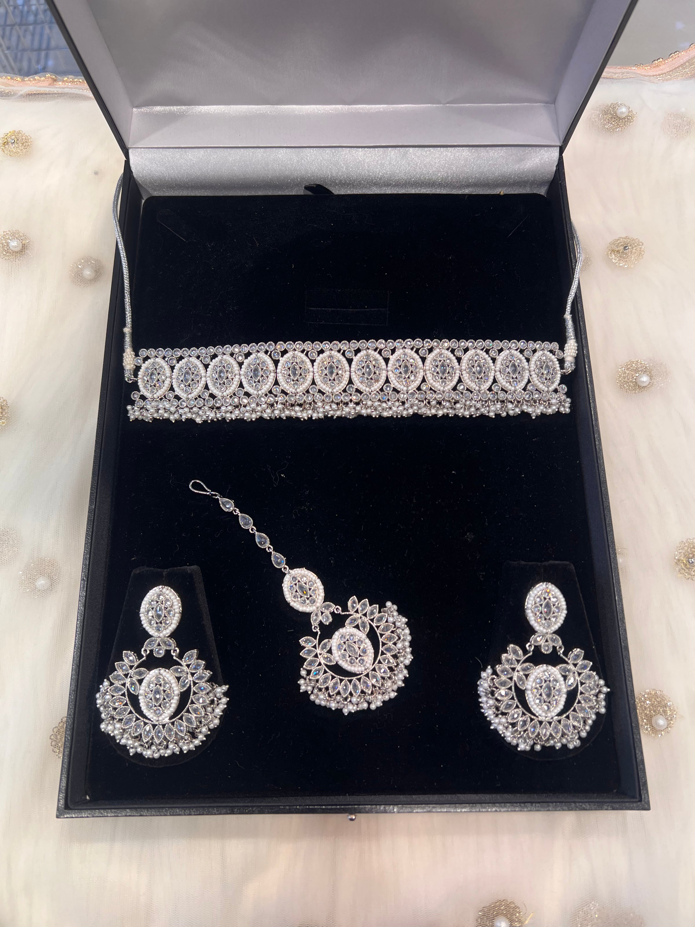 ZAINAB - Silver/Pearl