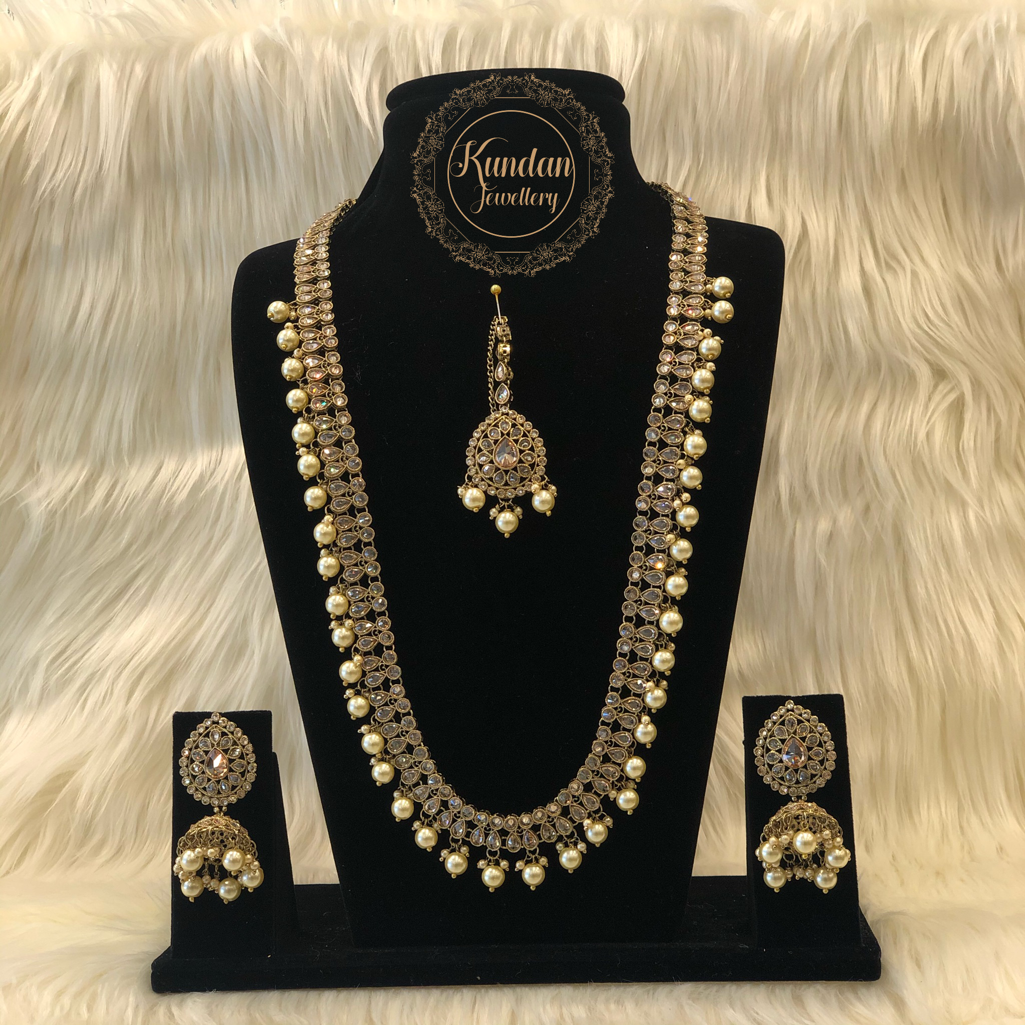 MONICA - Pearl