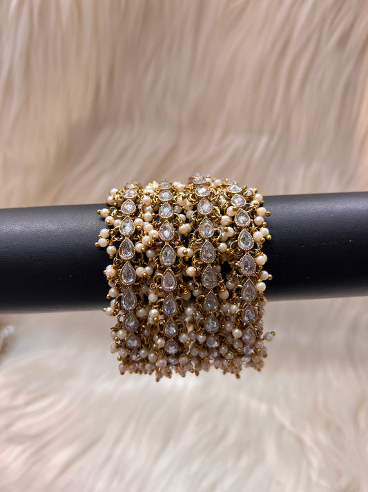 MEHAK Cluster Bangles - Gold/White