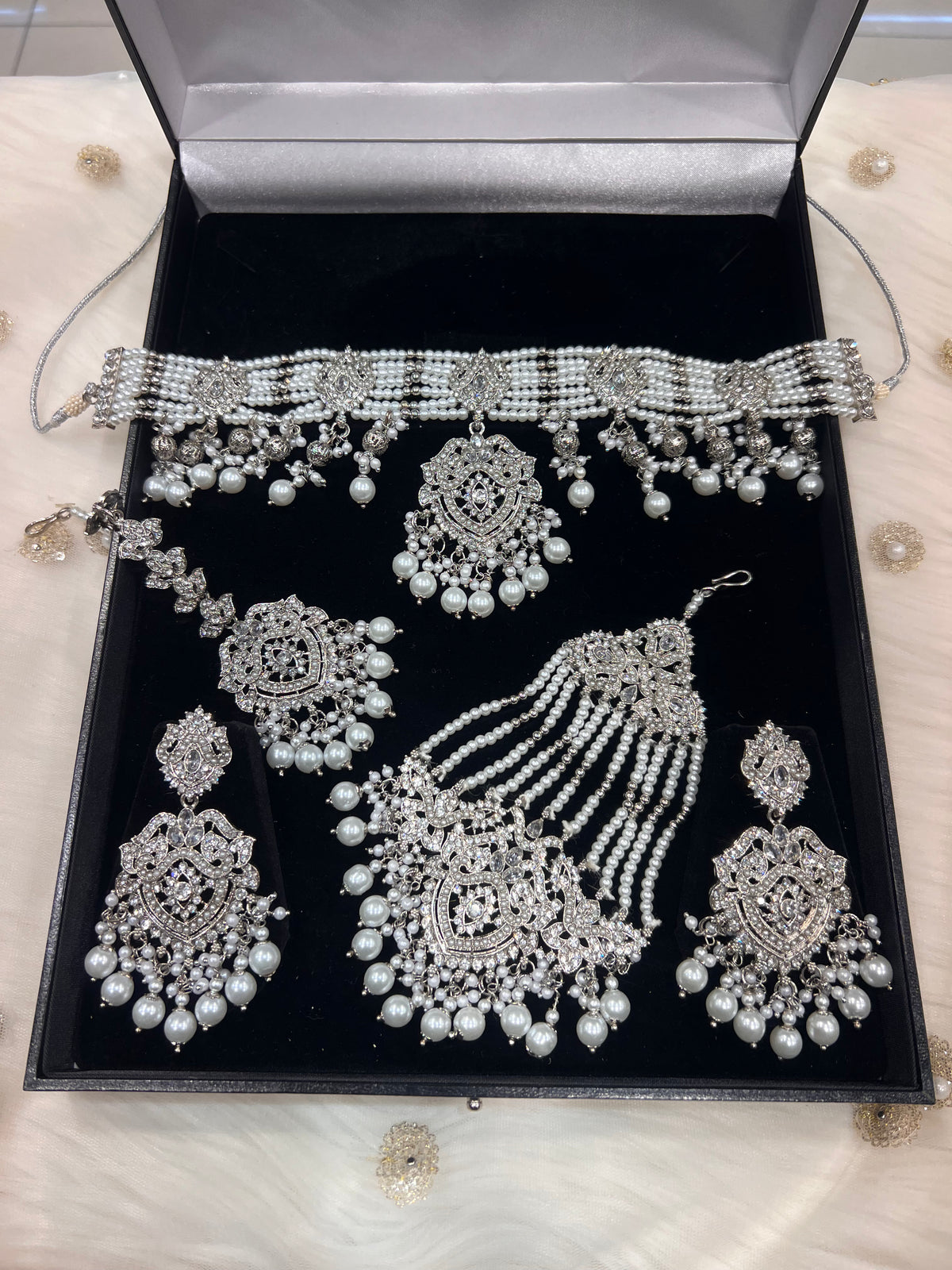 INAYA - Silver/Pearl