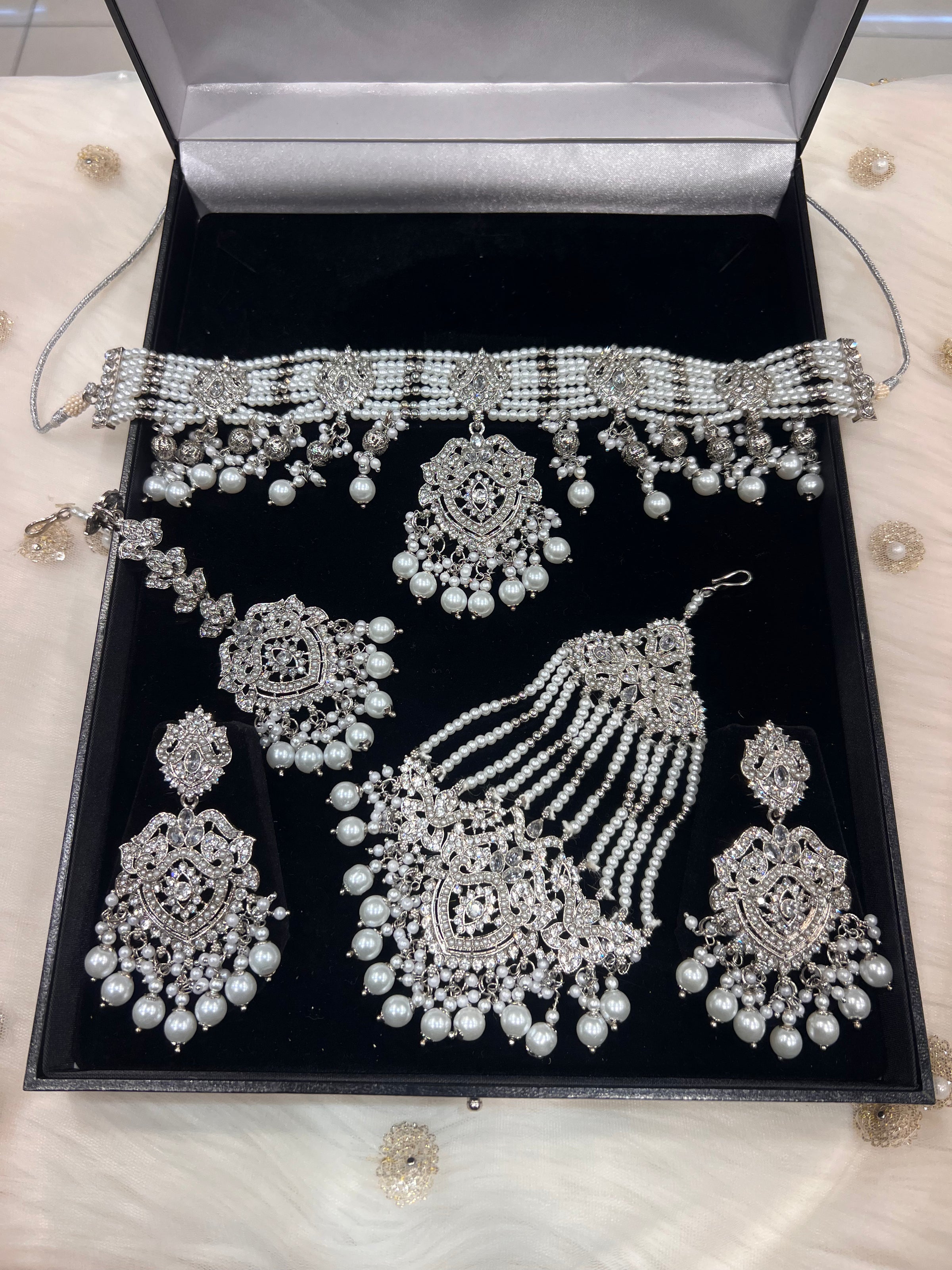 INAYA - Silver/Pearl
