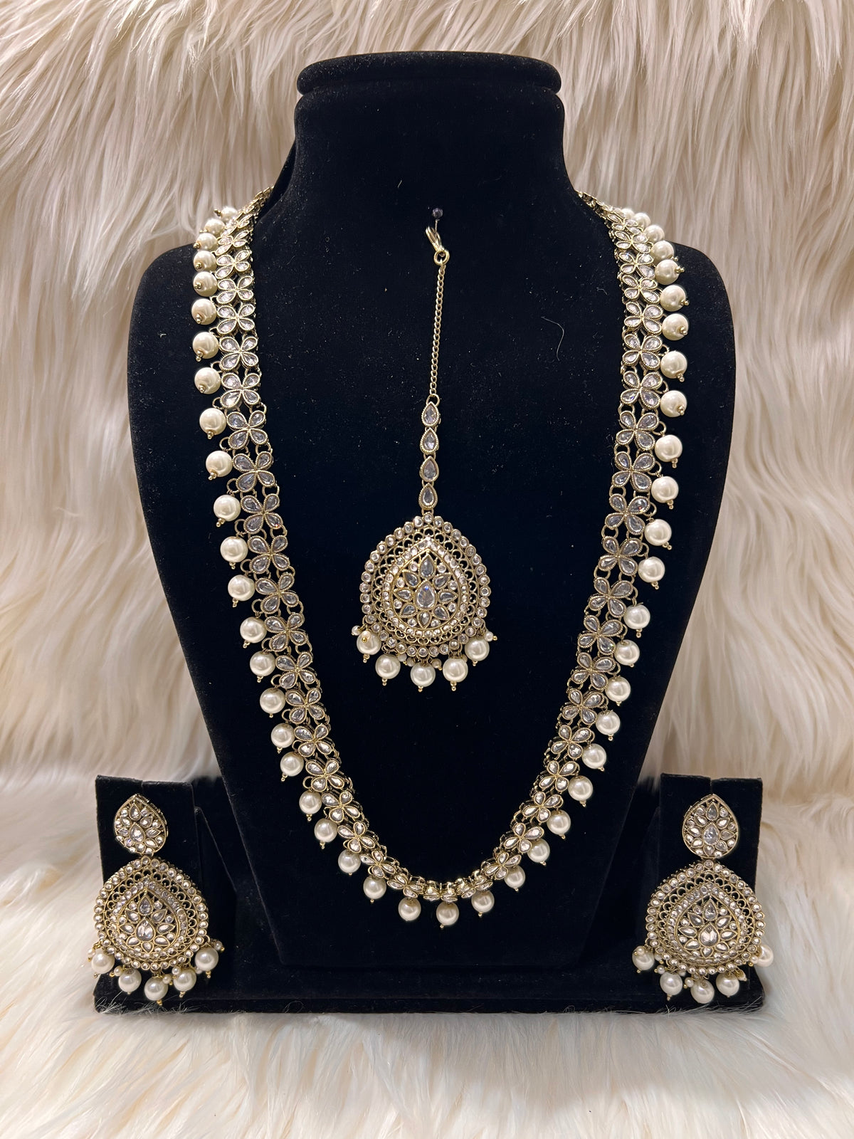UDIYA - Gold/White
